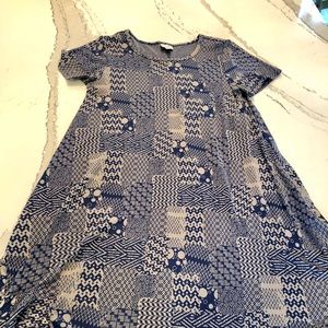 Lularoe Carly dress